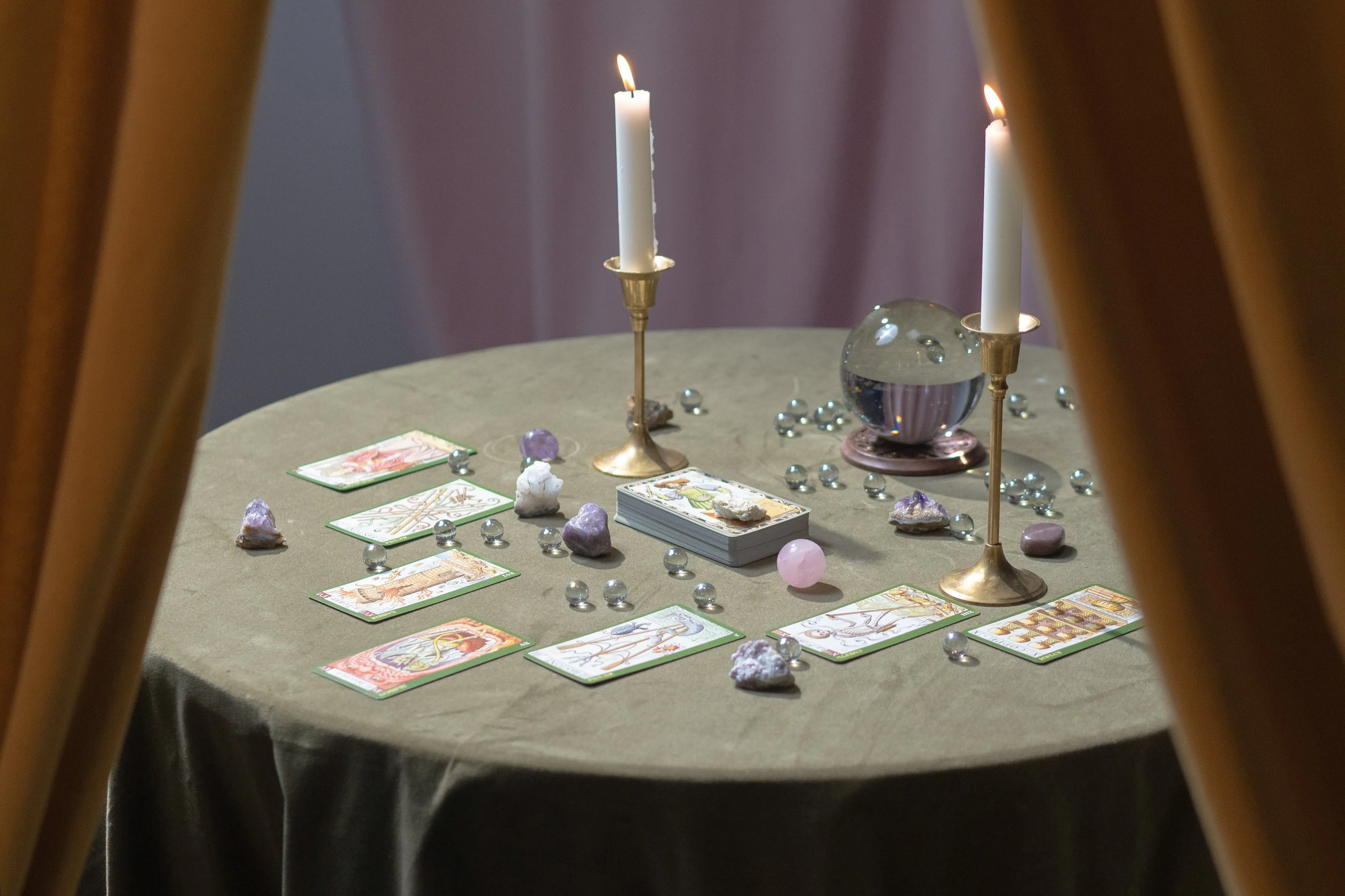 Exploring the Mystical World of Tarot Reading
