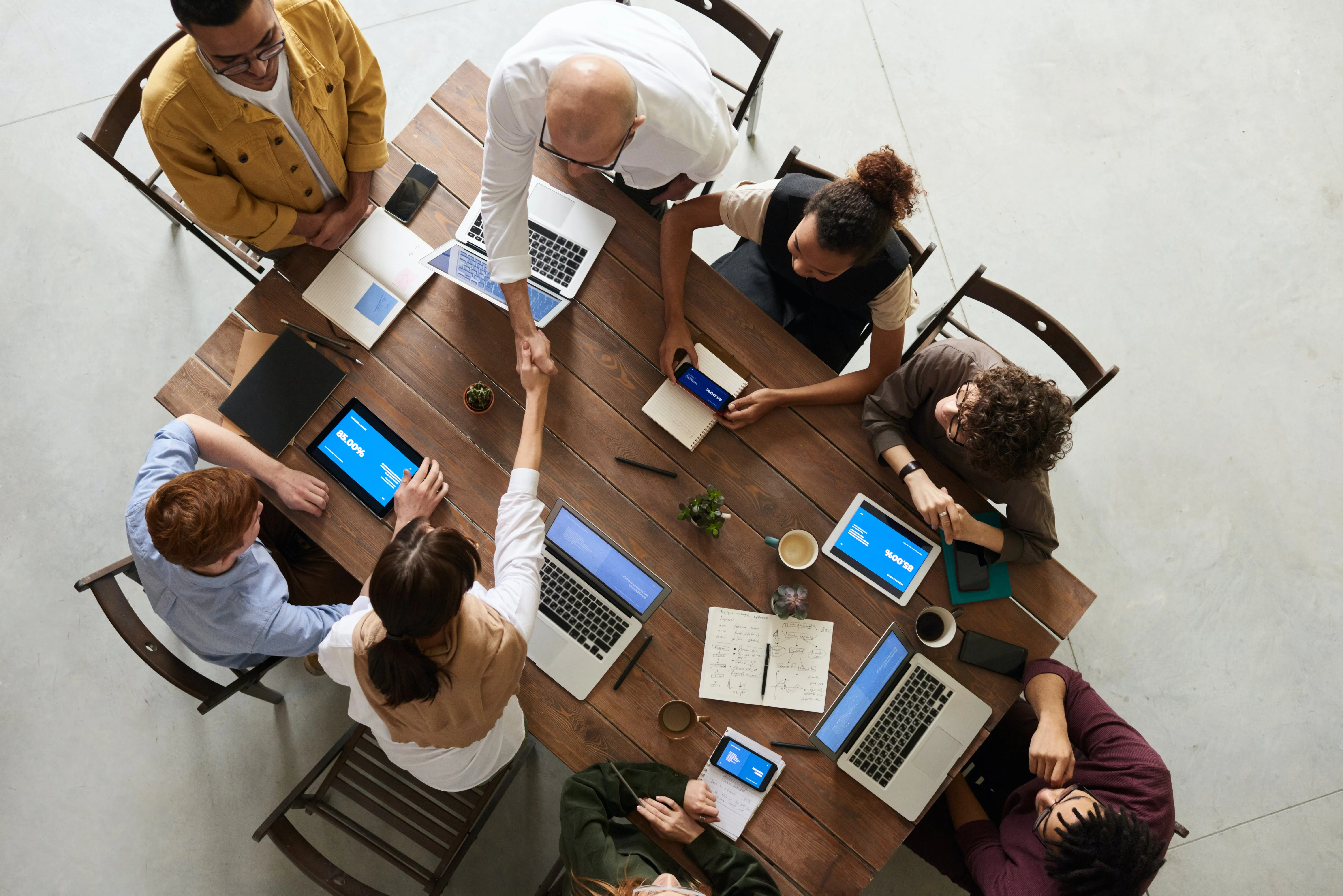 Navigating the Challenges of Multigenerational Workplaces