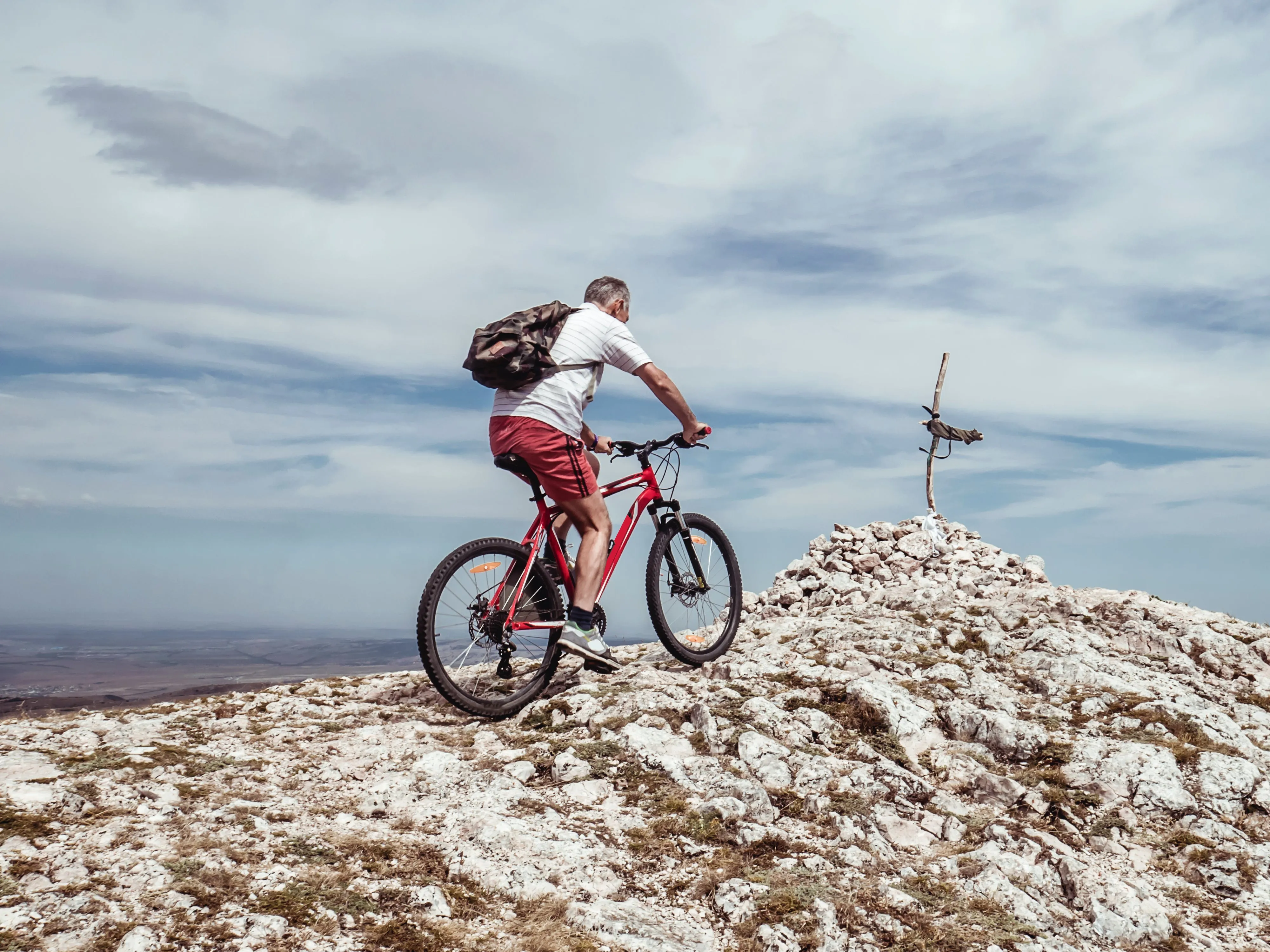 The Thrill of Adventure Cycling: Tips and Destinations