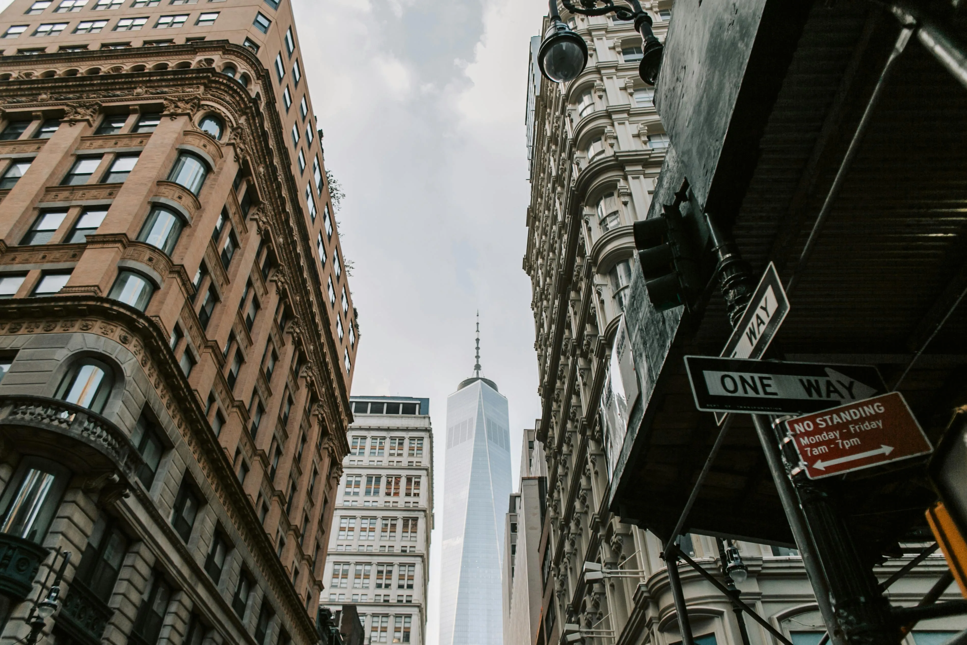 a concise history of international finance